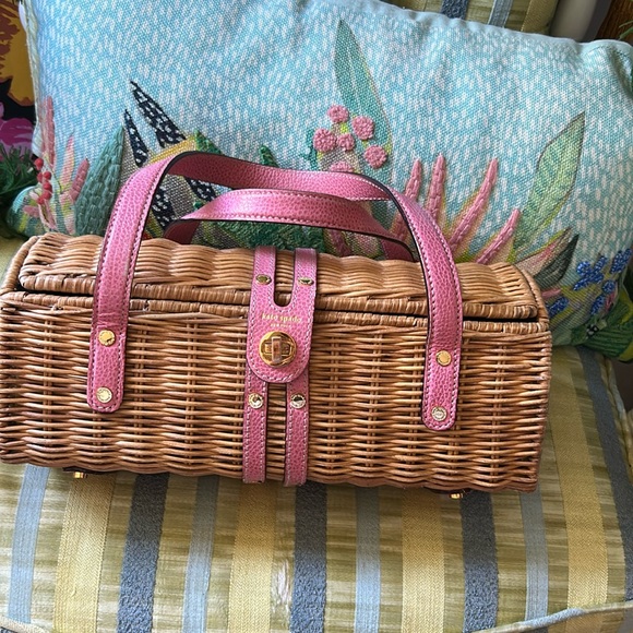 Kate Spade straw/wicker purse - Picture 1 of 7